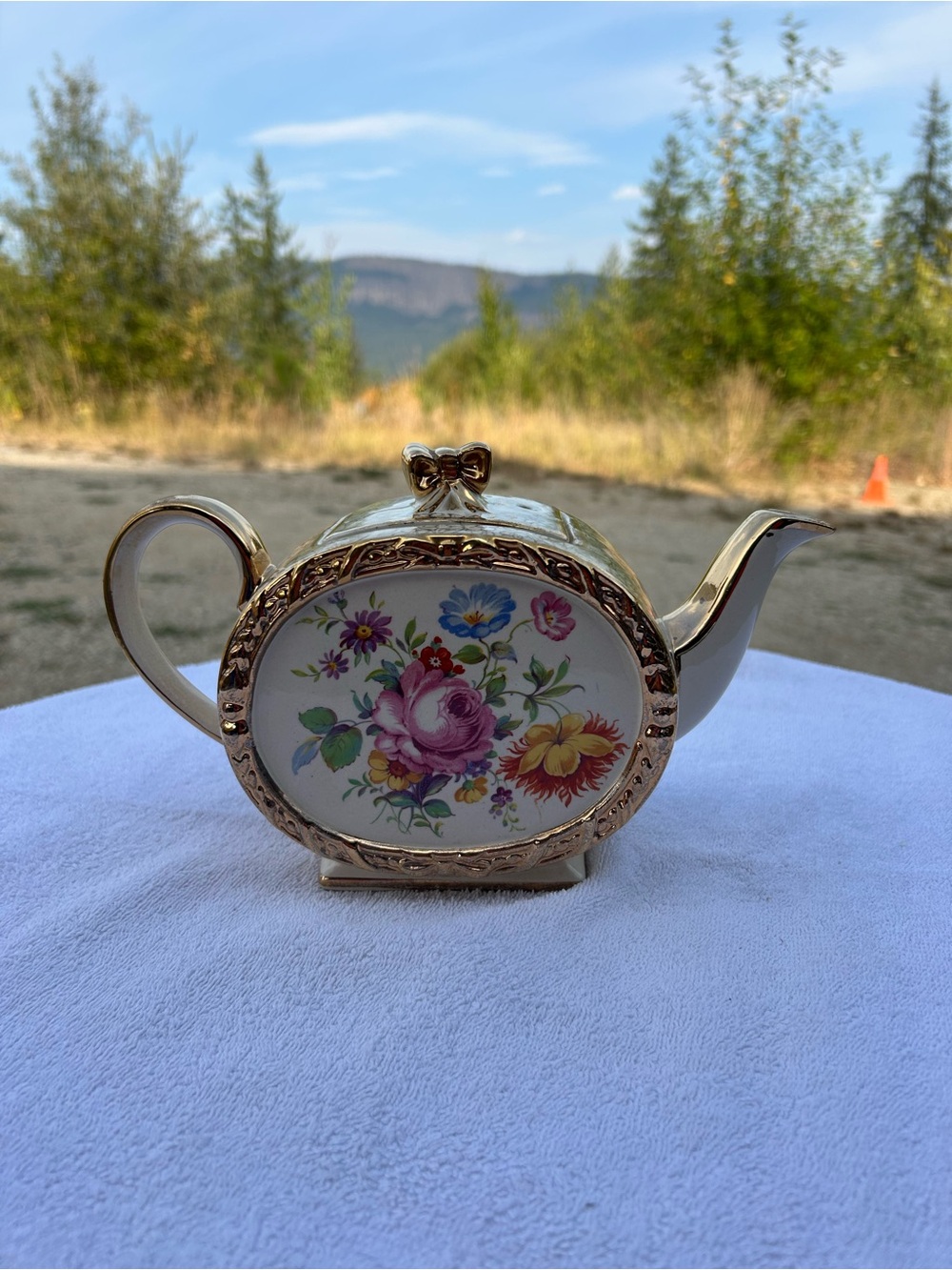 Sadler Floral Barrel Teapot 1736D Made in England Vintage